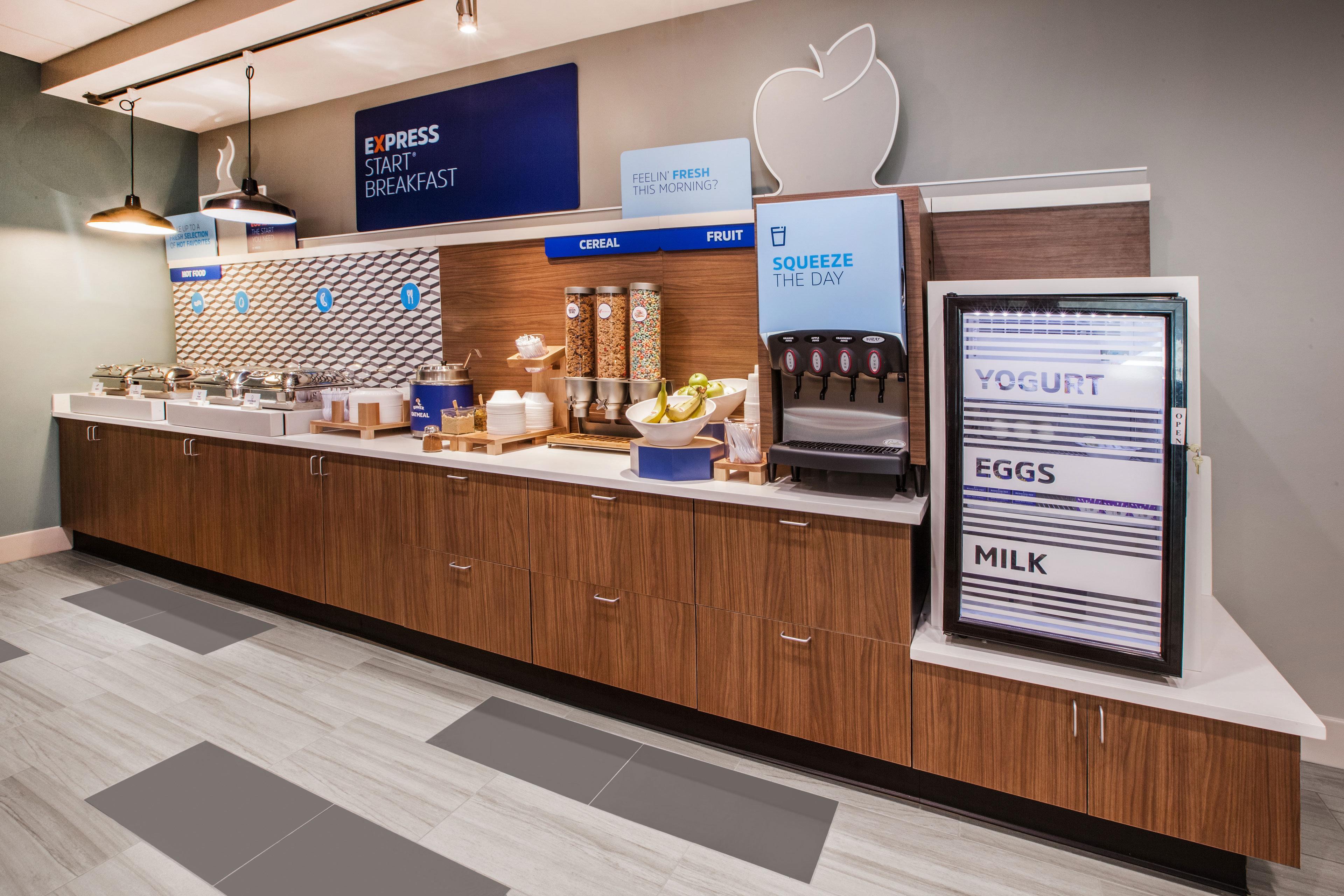 Holiday Inn Express Deforest By Ihg Екстер'єр фото