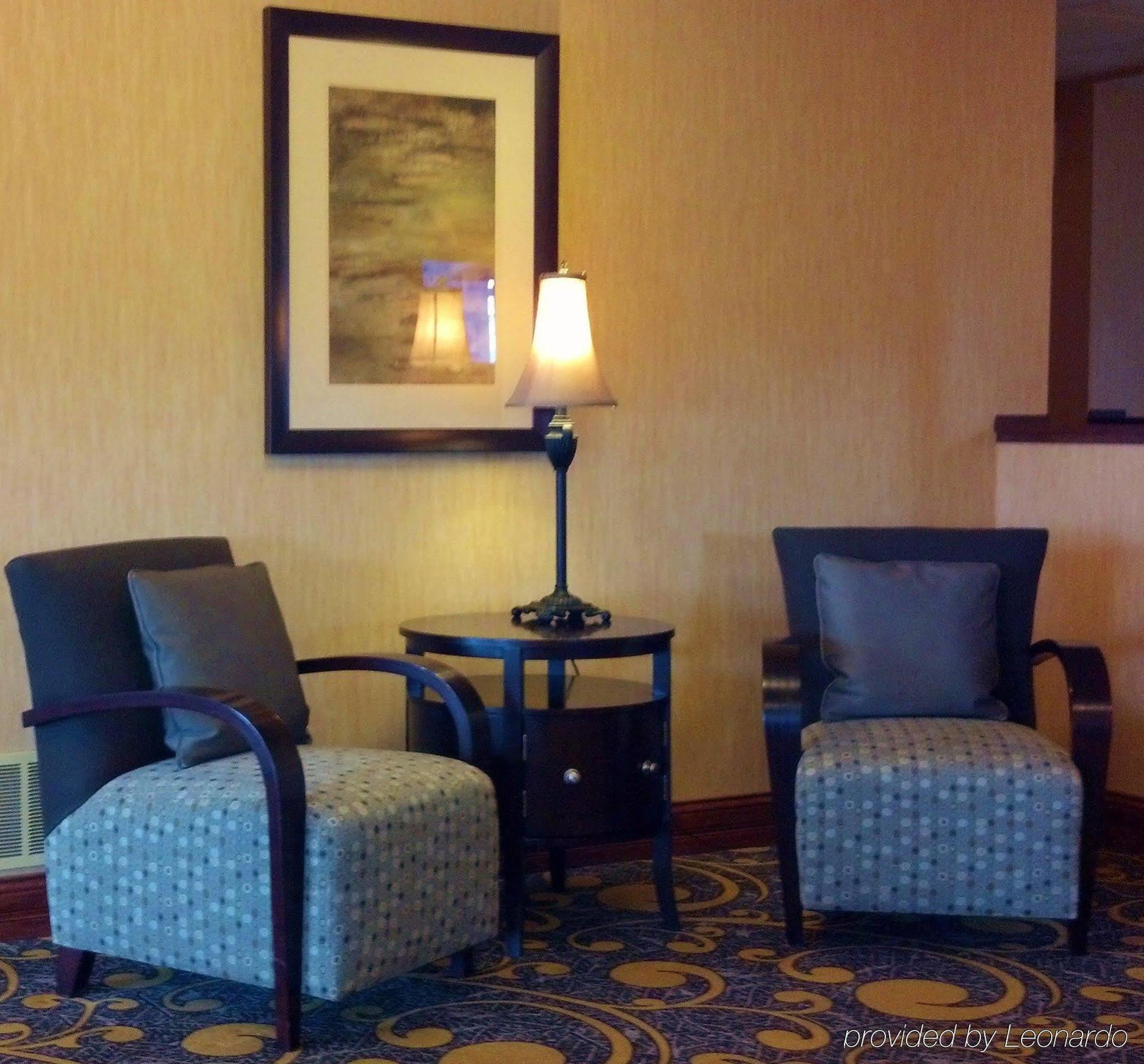Holiday Inn Express Deforest By Ihg Екстер'єр фото